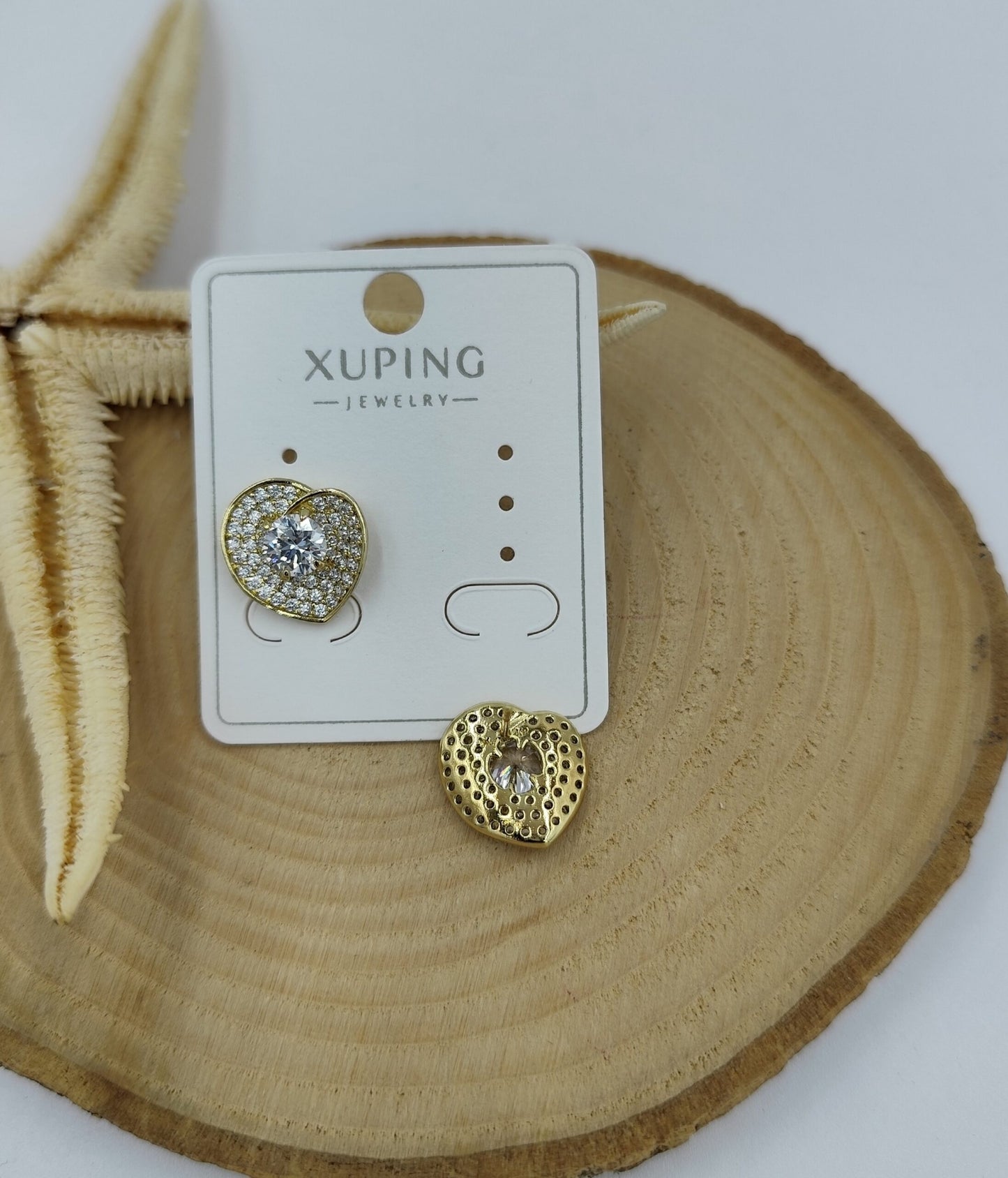 14 K Taş Detaylı Küpe