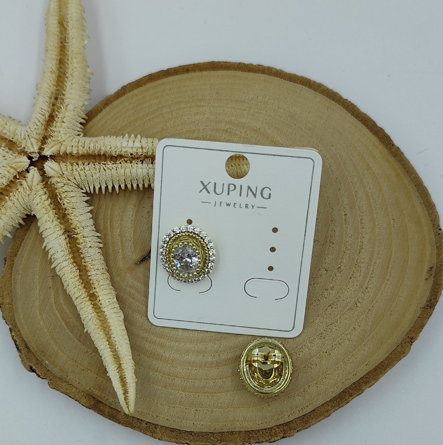 14 K Taş Detaylı Küpe