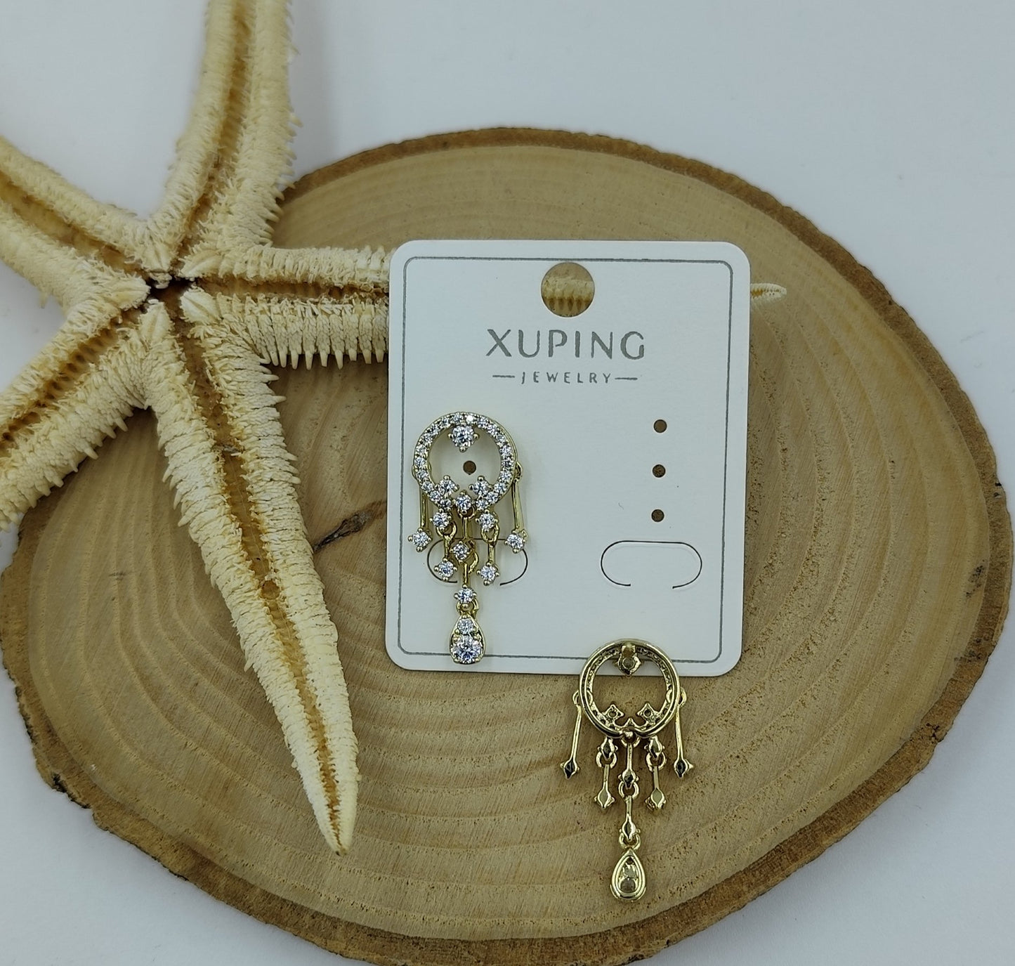 14 K Taş Detaylı Küpe