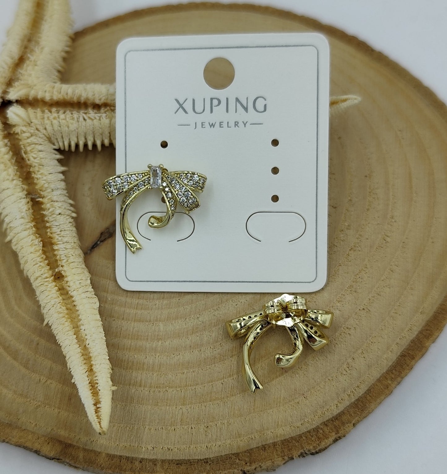 14 K Taş Detaylı Kurdela Küpe