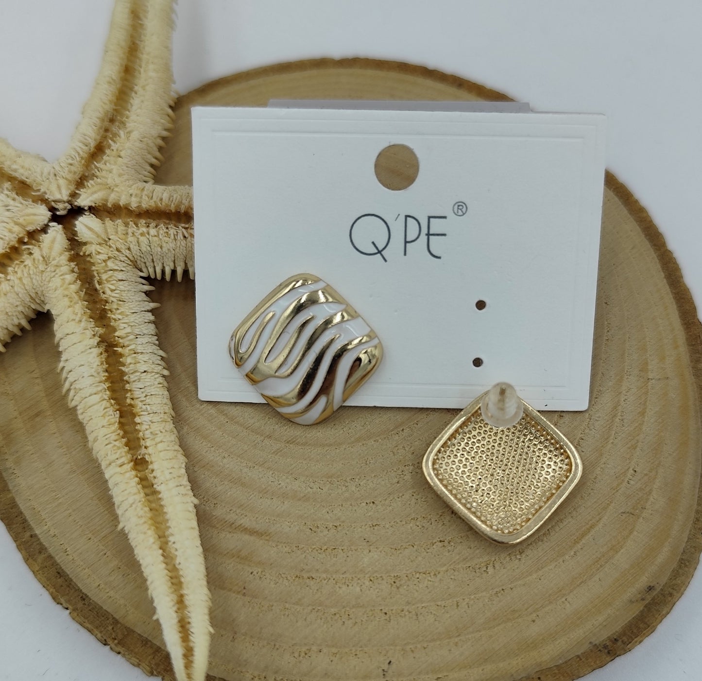 Gold Küçük Kare Küpe