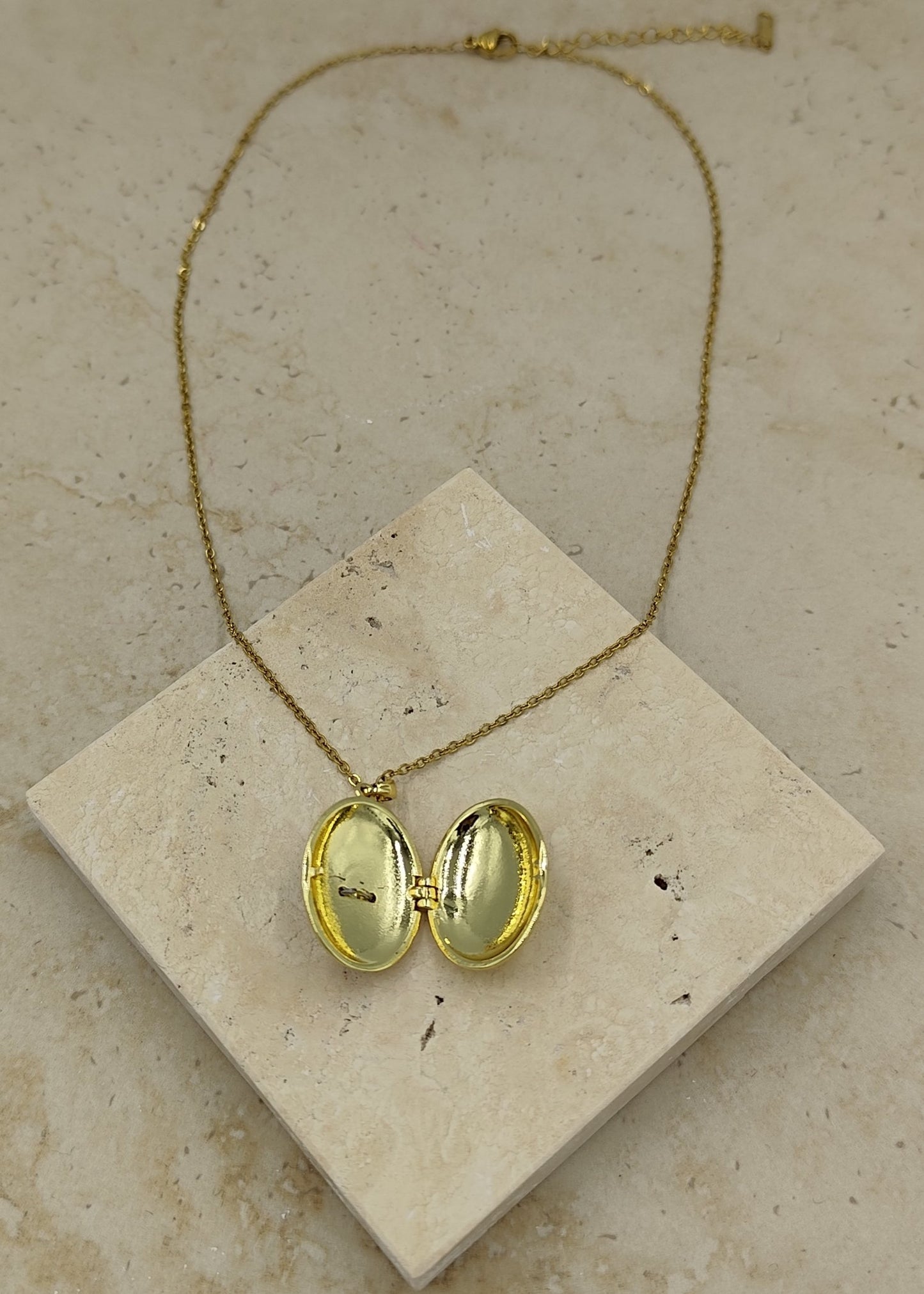 Kuş Figürlü Açılabilir Çelik Kolye Gold