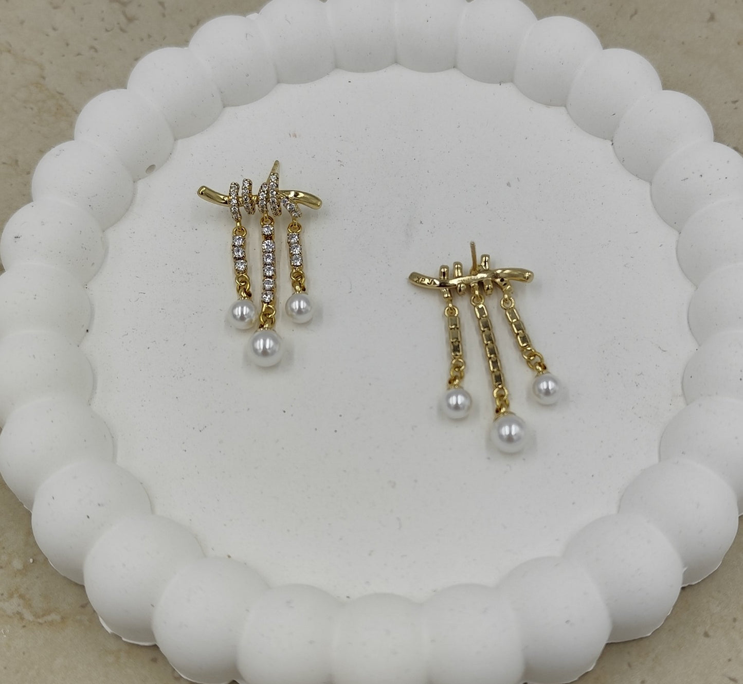 14 K Taş va İnci Detaylı Küpe Xuping