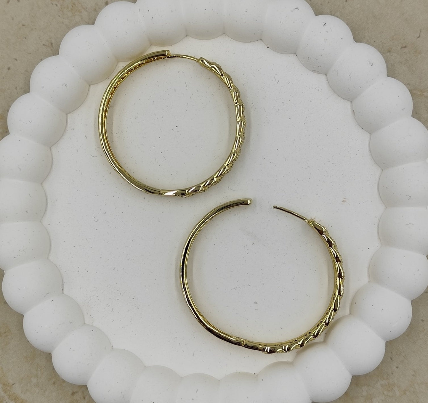 14 K Taş Detaylı Halka Küpe (Xuping)