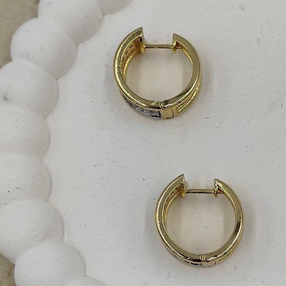 Taş Detaylı Küçük Halka Küpe Gold