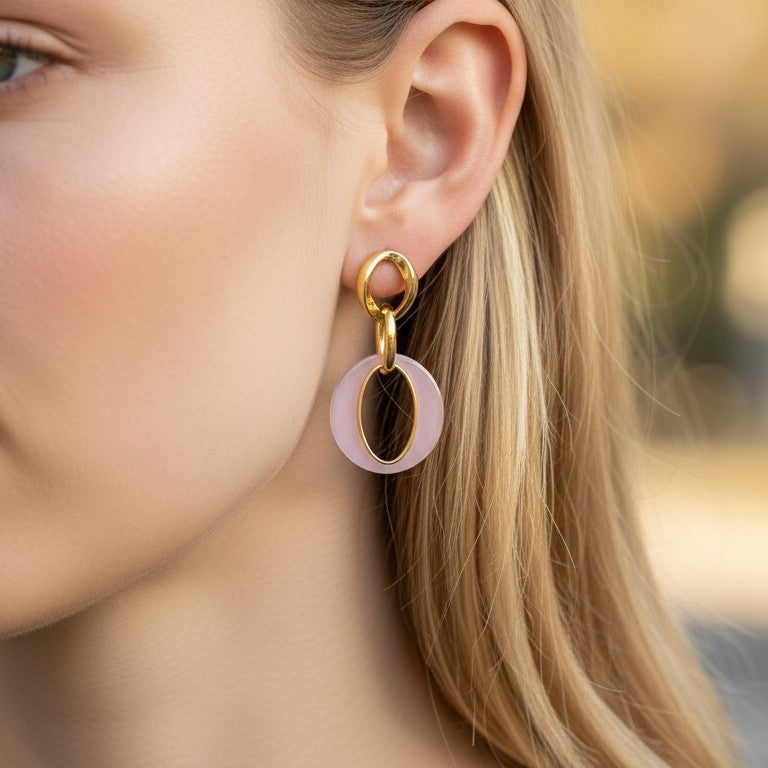 Gold Pembe Sallantılı Küpe