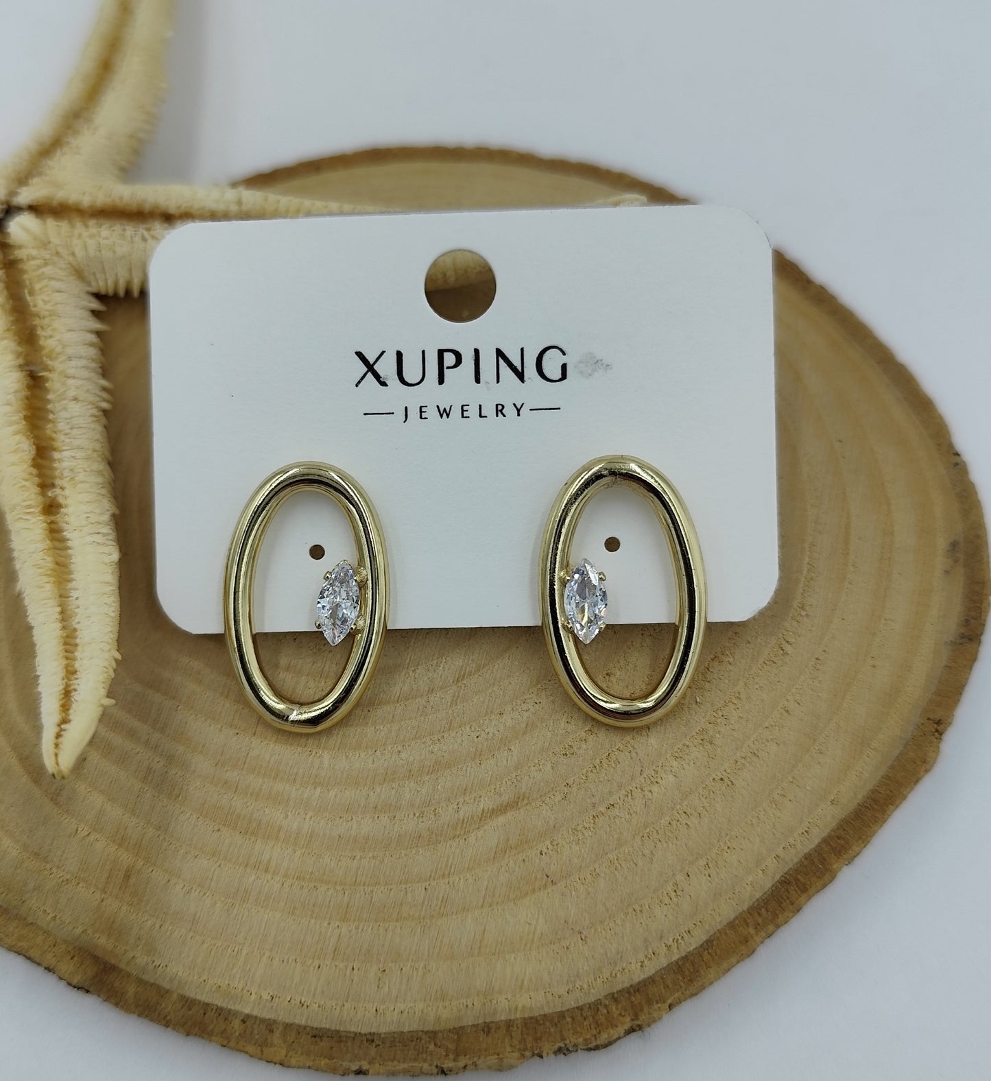 14 K Tek Taş Detaylı Küpe