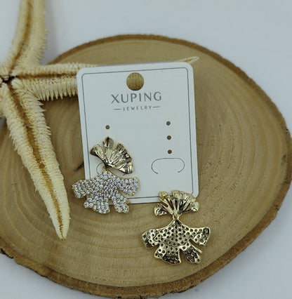 14 K Taş Detaylı Küpe