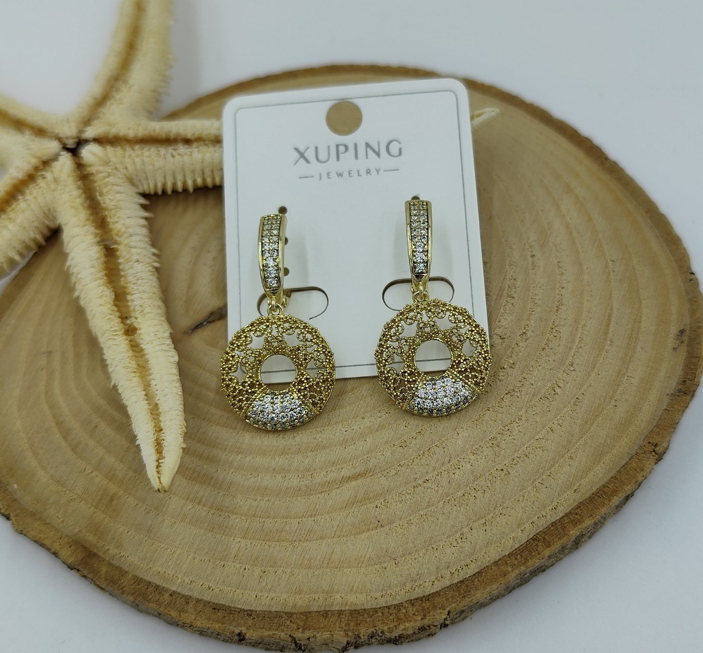 14 K Taş Detaylı Küpe