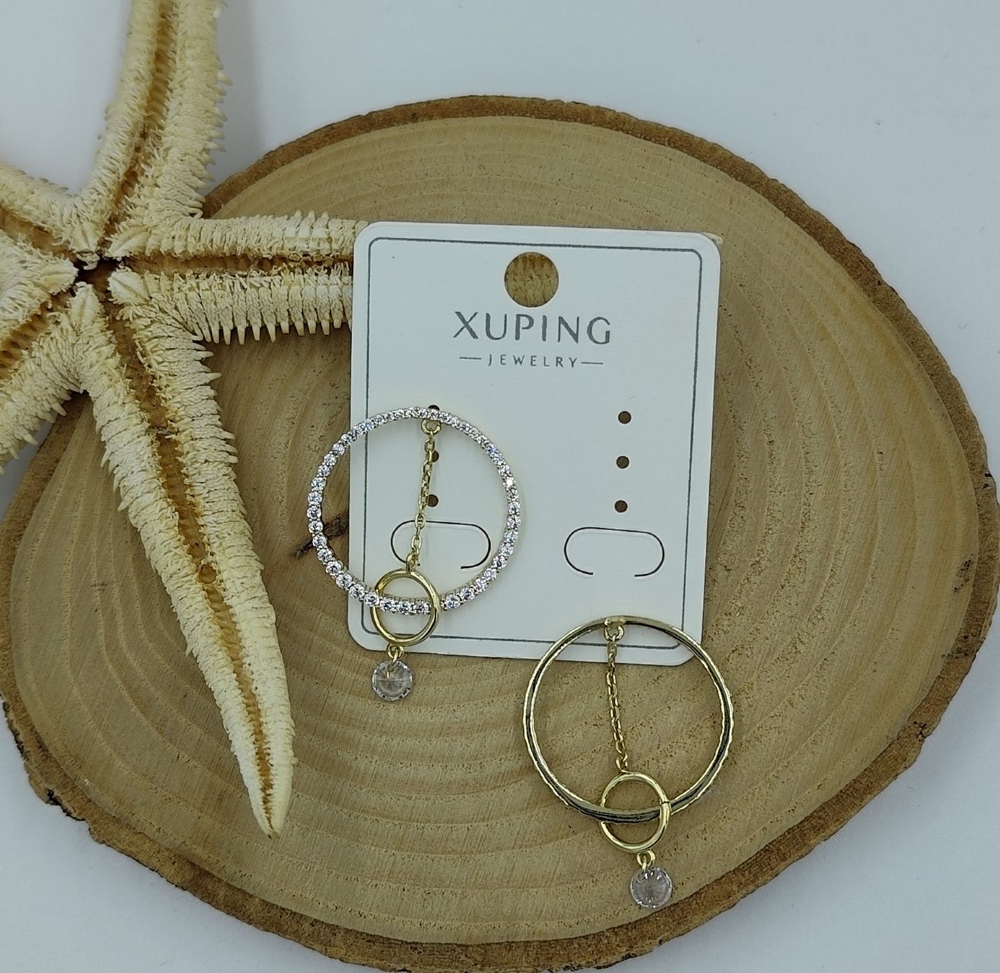 14 K Taş Detaylı Küpe