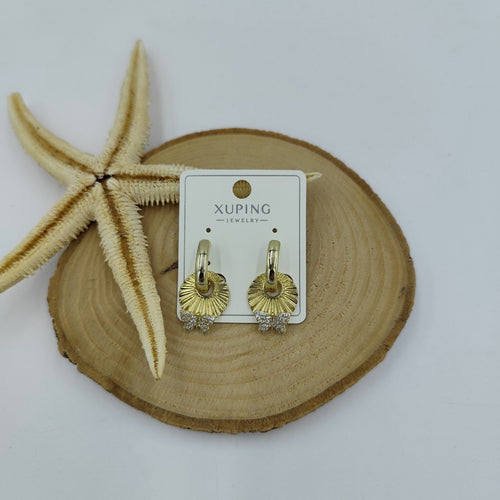 14 K Taş ve Kelebek Detaylı Küpe