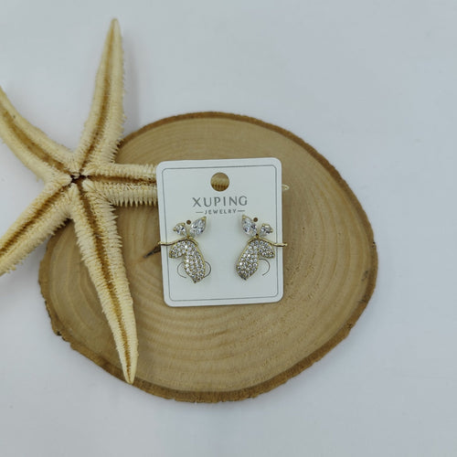 14 K Taş Detaylı Kelebek Küpe