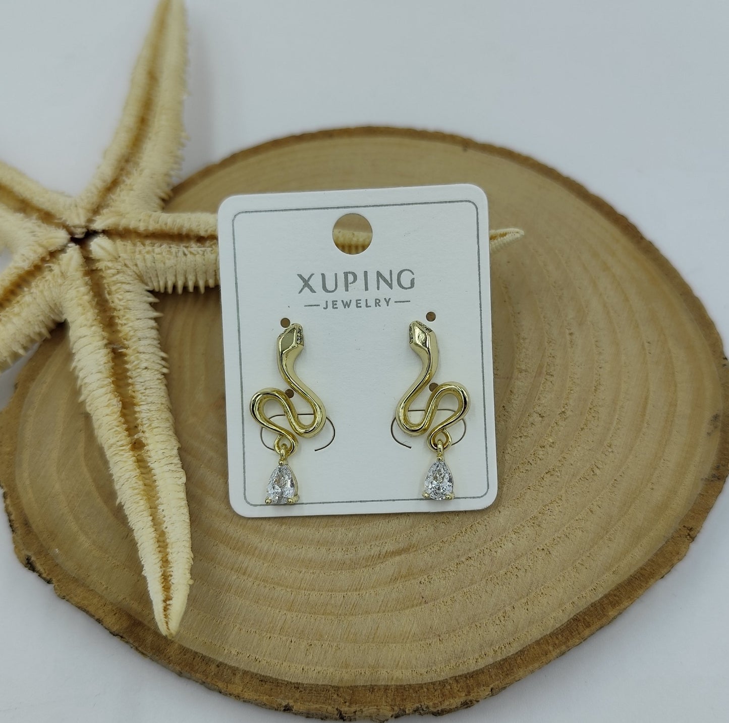 14 K Taş Detaylı Yılan Figürlü Küpe