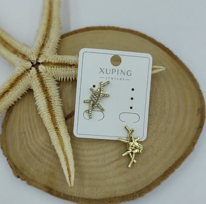 14 K Taş Detaylı Küpe