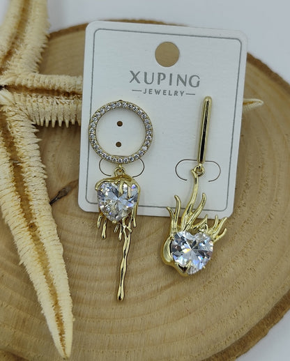 14 K Taş Detaylı Küpe