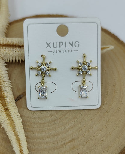 14 K Taş Detaylı Küpe