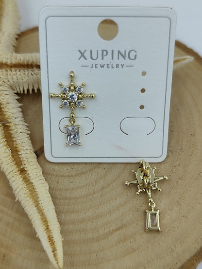14 K Taş Detaylı Küpe
