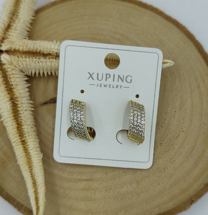 14 K Taş Detaylı Küpe