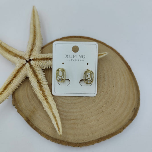 14 K Taş Detaylı Küçük Kare Küpe