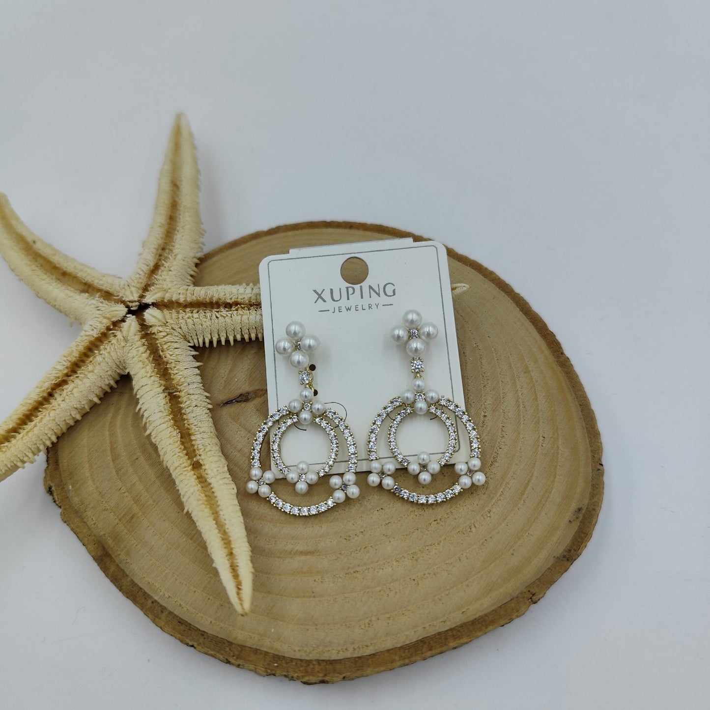 14 K Taş ve İnci Detaylı Küpe