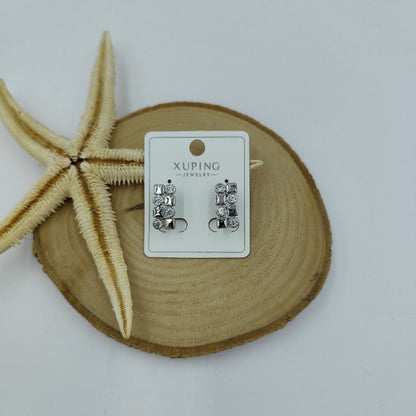 Taş Detaylı Geometrik Küpe