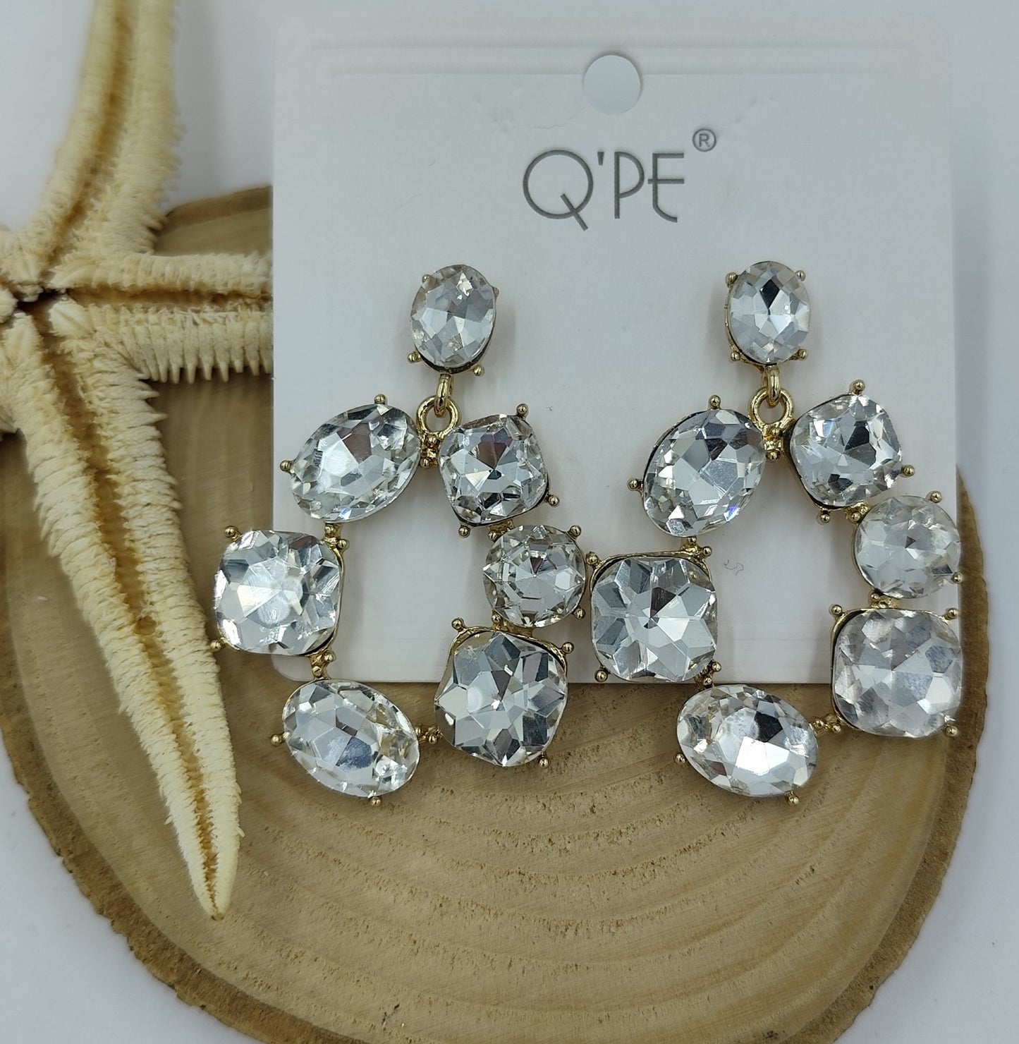 Taş Detaylı Gold Küpe