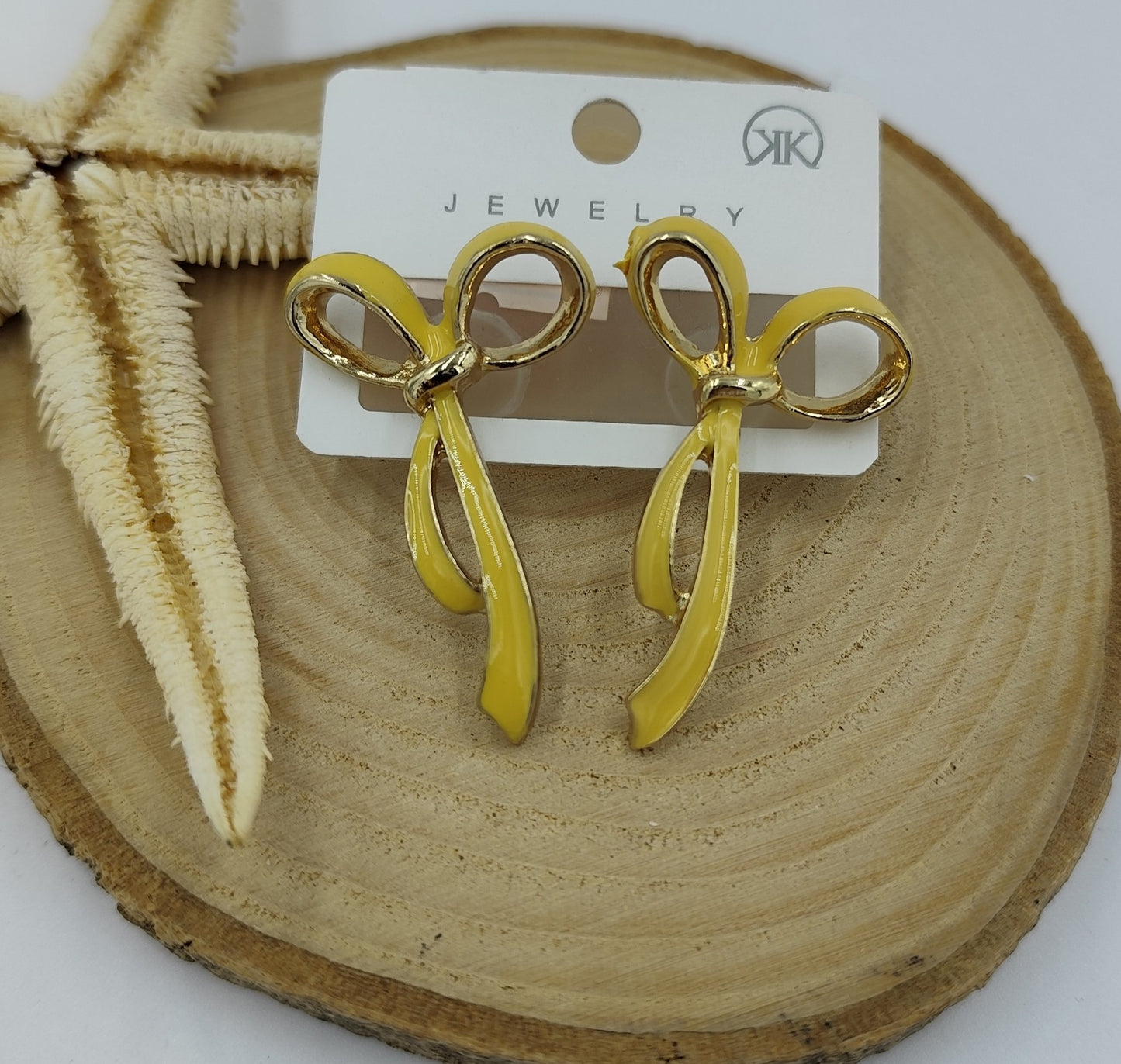Kurdela Figürlü Sarı Gold Küpe