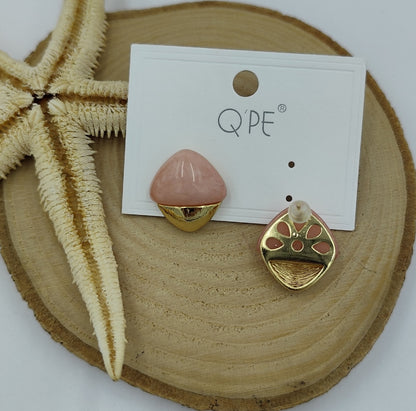 Pembe ve Gold Detaylı Küpe