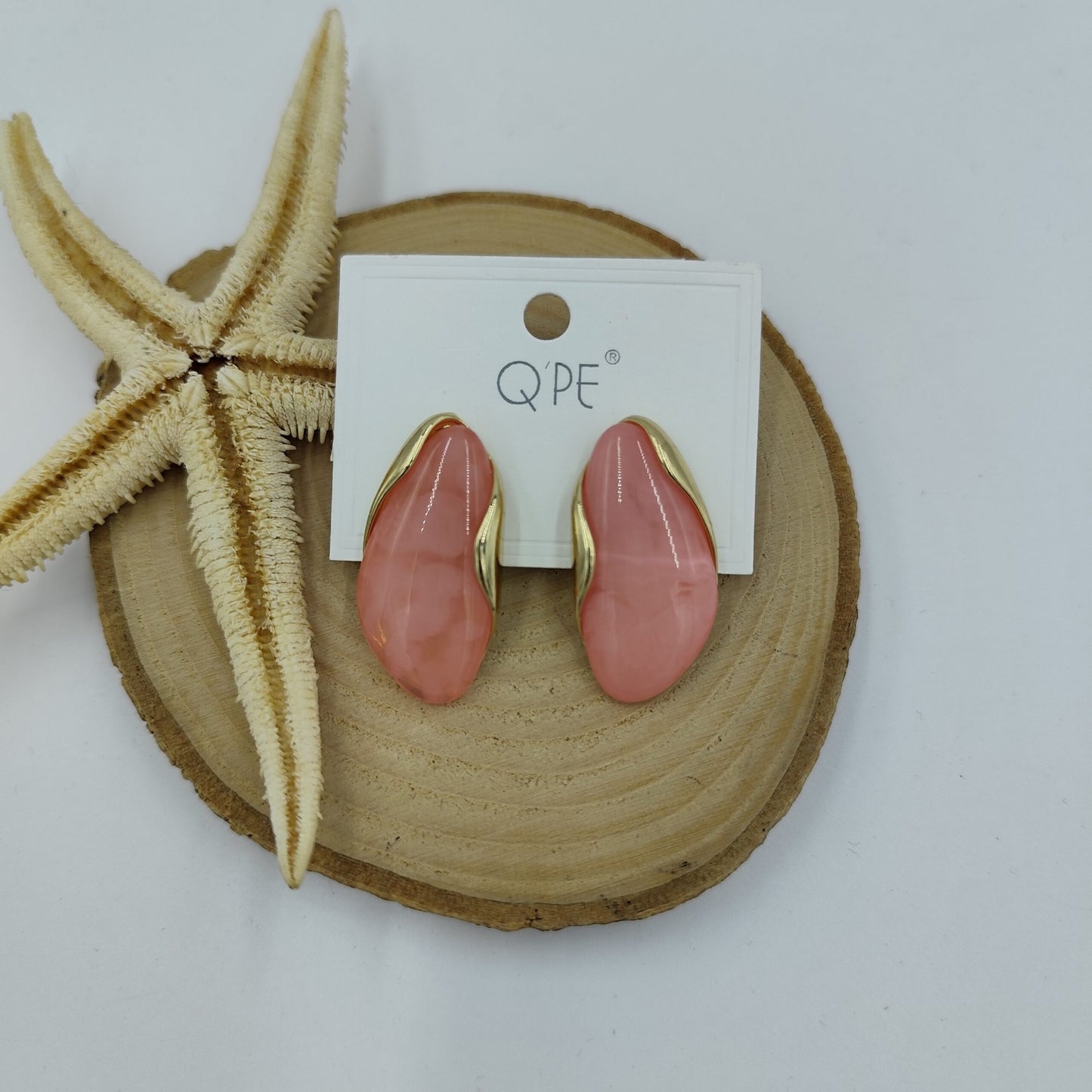 Pembe Gold Detaylı Küpe