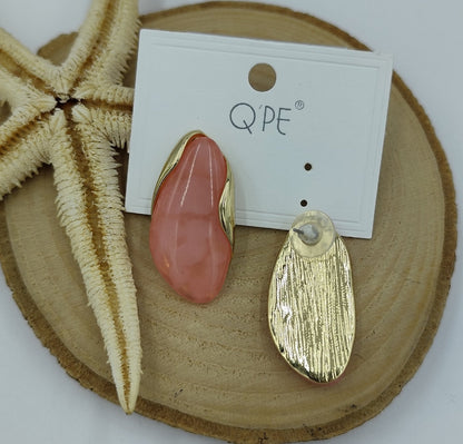 Pembe Gold Detaylı Küpe