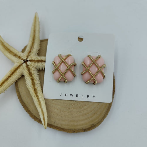 Açık Pembe ve Gold Detaylı Kare Küpe
