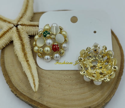 Uğurböceği Detaylı Gold Küpe