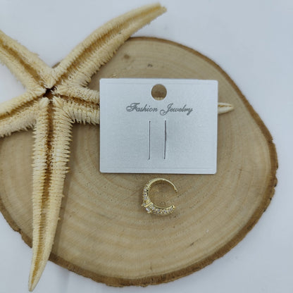 Taş Detaylı Gold Kıkırdak Küpe