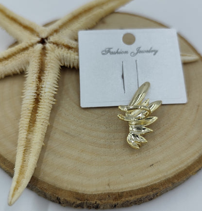 Taş Detaylı Gold Kıkırdak Küpe