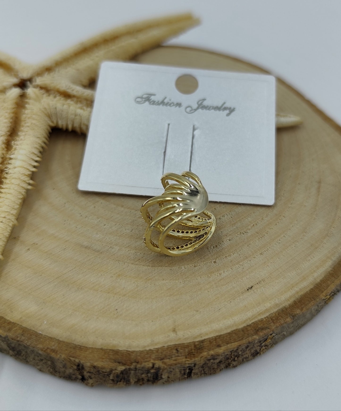 Taş Detaylı Çoklu Görünümlü Gold Kıkırdak Küpe