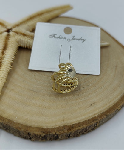 Taş Detaylı Çoklu Görünümlü Gold Kıkırdak Küpe