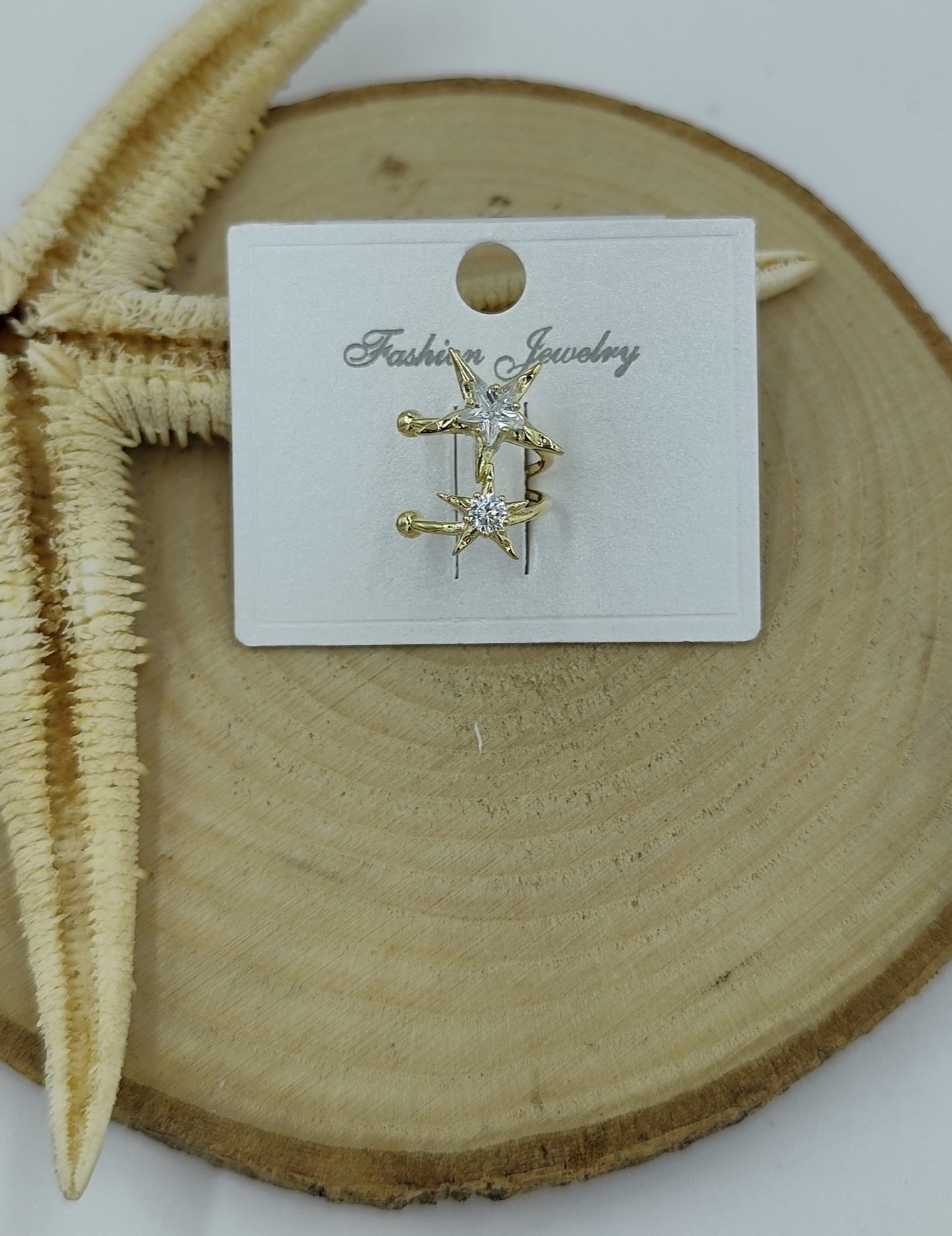 Gold Yıldız Kıkırdak Küpe