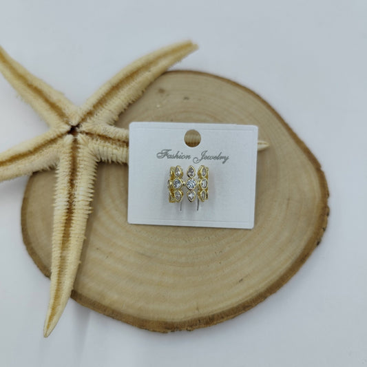 Taş Detaylı Gold Kıkırdak Küpe