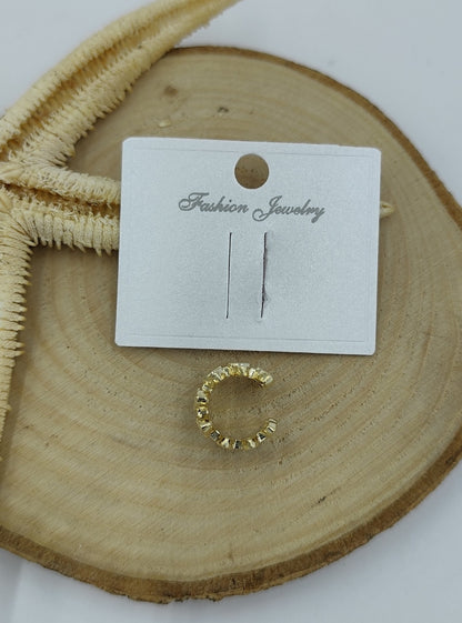 Taş Detaylı Gold Kıkırdak Küpe