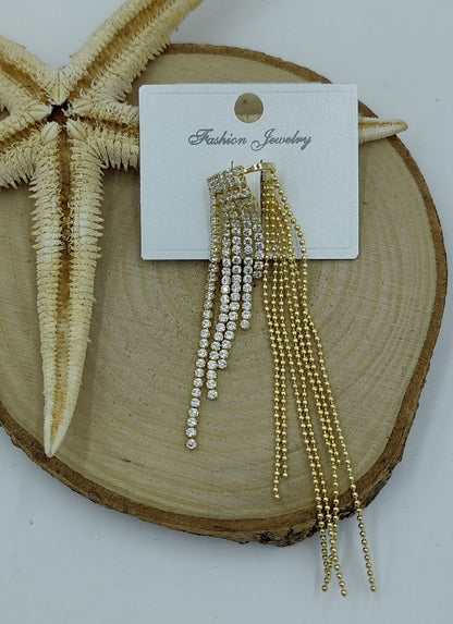 Sıralı Su Yolu Gold Kıkırdak Küpe