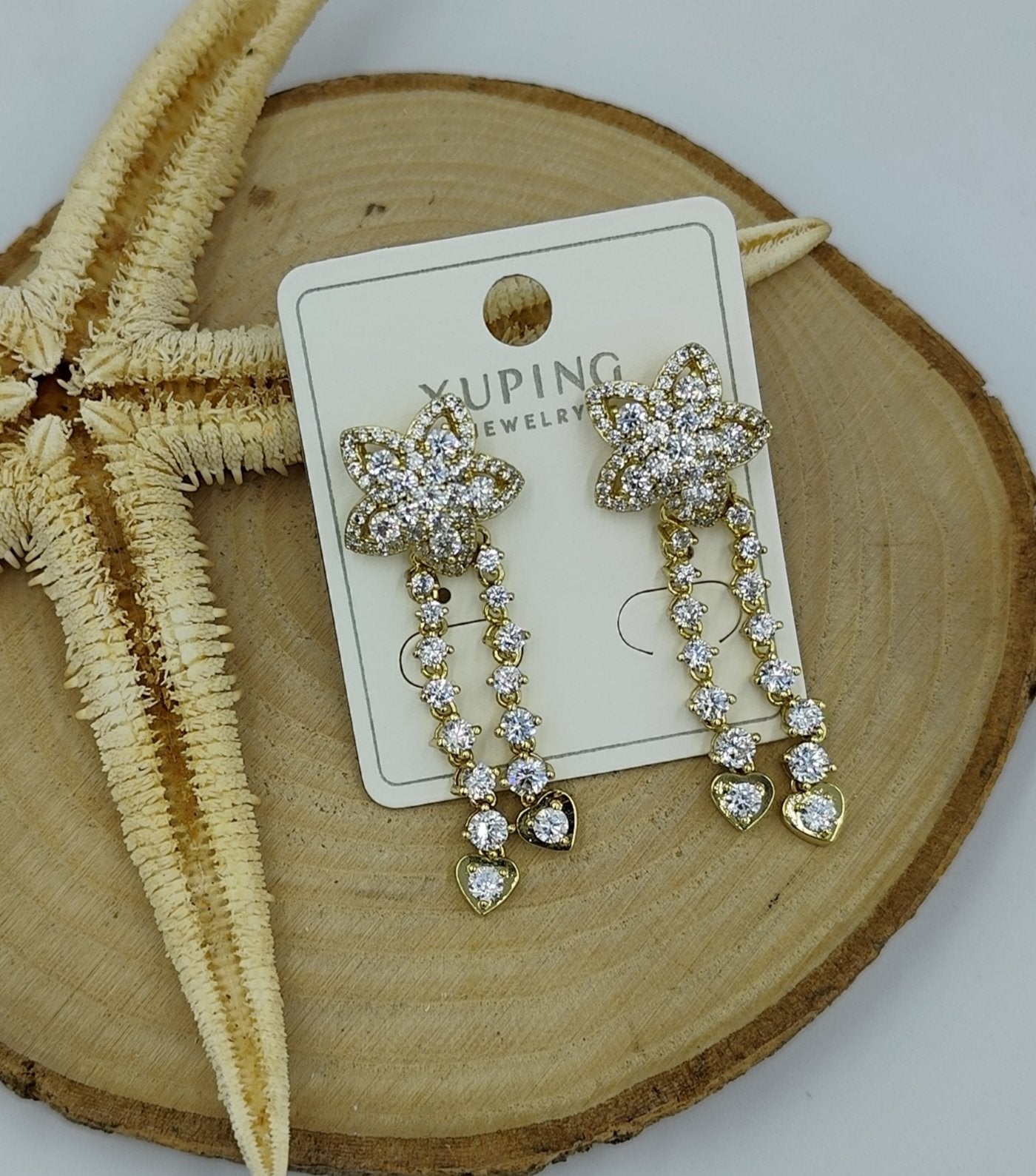 Taş Detaylı 14 K Küpe