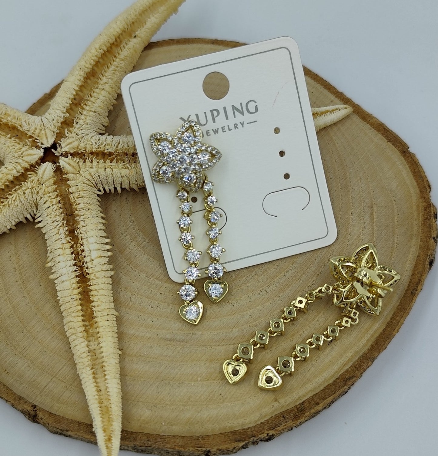 Taş Detaylı 14 K Küpe