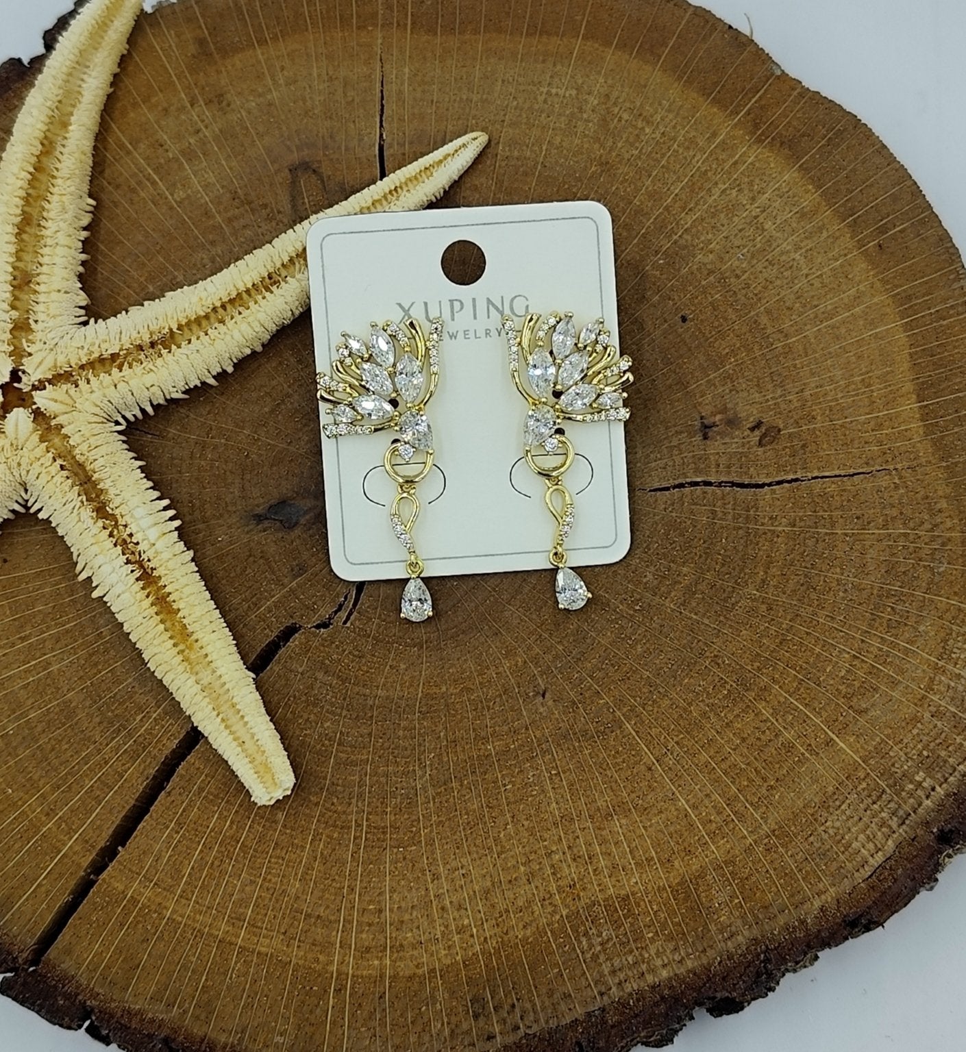 Taş Detaylı 14 K Küpe
