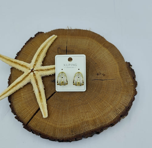 14 K Taş Detaylı Küpe