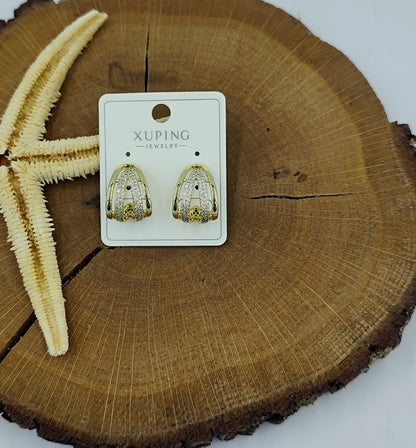 14 K Taş Detaylı Küpe