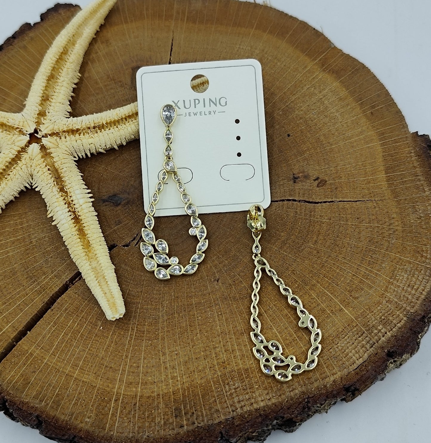 14 K Taş Detaylı Sallantılı Küpe