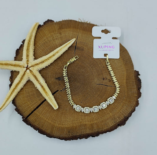 14 K Taş Detaylı Bileklik