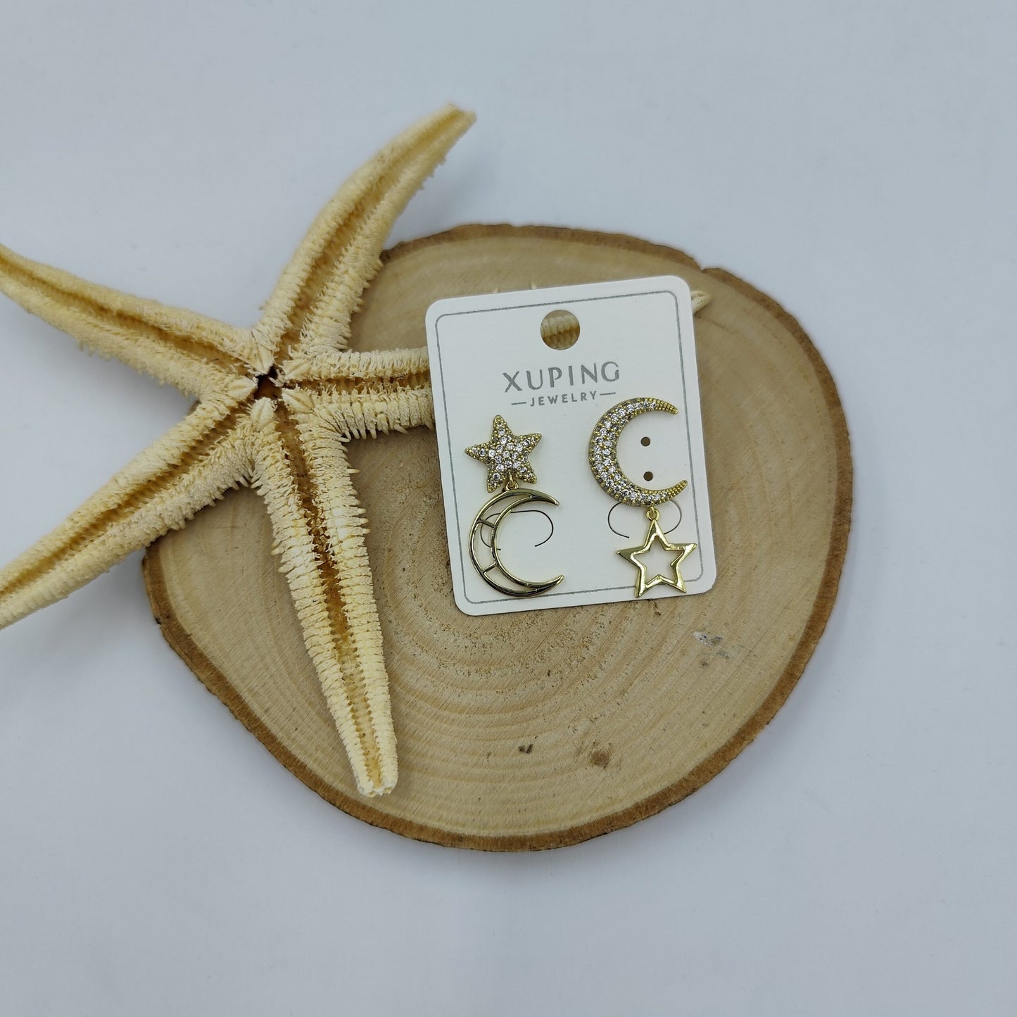 14 K Taş Detaylı Ay Yıldız Küpe