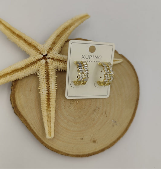 14 K Taş Detaylı Küpe