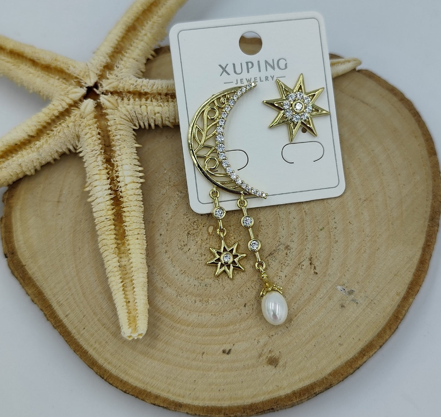 14 K Taş Detaylı Ay Yıldız Küpe
